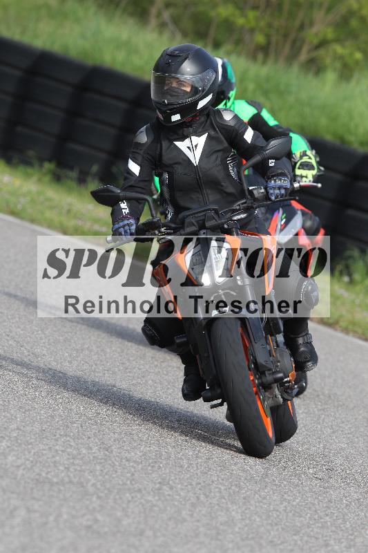 /Archiv-2025/10 23.04.2025 Cornu Master School ADR/gruen-vert/1